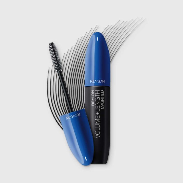 REVLON VOLUME + LENGTH MAGNIFIED™ MASCARA WP BLACKEST BLACK 8.5ml