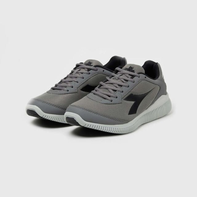 diadora eagle 2