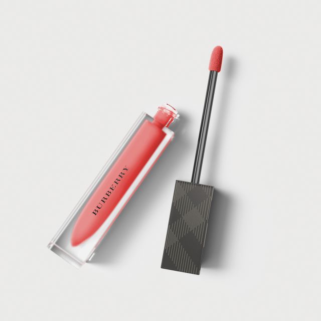 Burberry lip outlet velvet military red