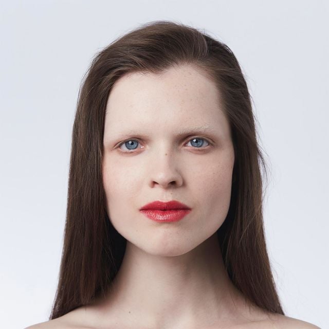502 Eadie Scarlet, Rouge à Lèvres Voile Lipstick | GUCCI® US