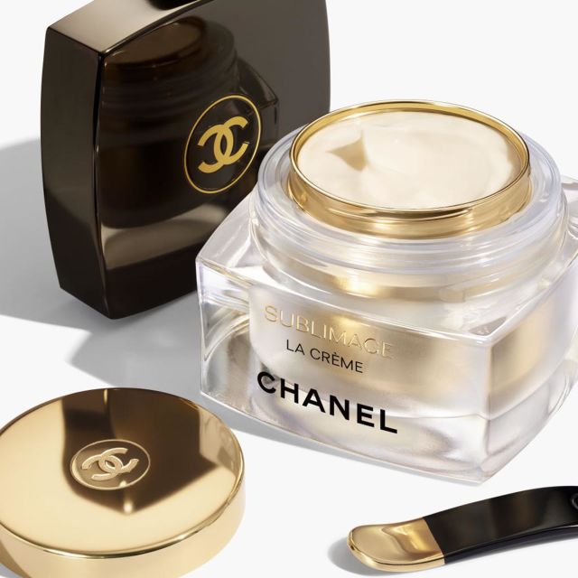 CHANEL SUBLIMAGE LA CRÈME LUMIÈRE クリーム SUBLIMAGE LA CRÈME LUMIÈRE Ultimate Regeneration and