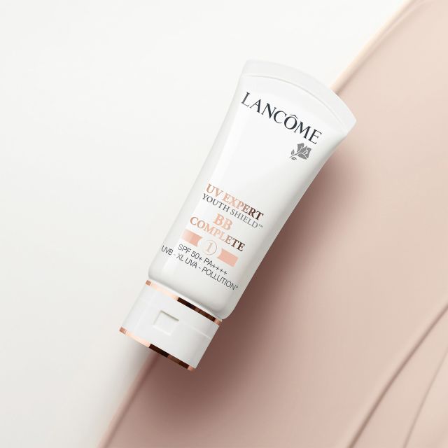【新品未使用】LANCOME UV EXPER SHIELD BB 30ml Lancome UV Expert Youth Shield BB Complete 2 SPF 50 PA++++