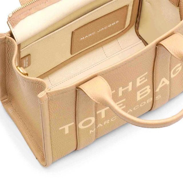 トートバッグ Marc Jacobs Camel Leather The Small Tote Bag Amazon.com: Marc Jacobs Women's The Small Tote, Camel, Tan